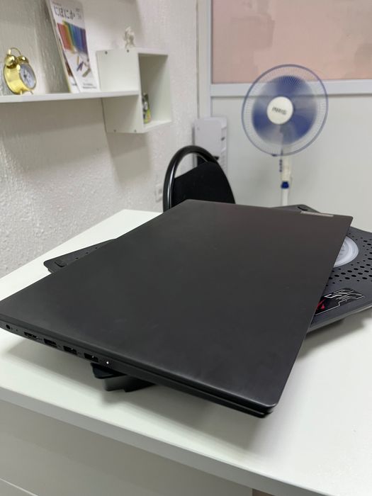 Продам офисный ноутбук Lenovo