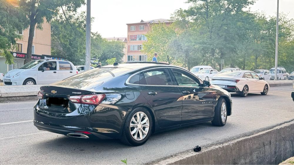 Malibu premier 2021 sotiladi Malibu premier 2021 sotiladi
