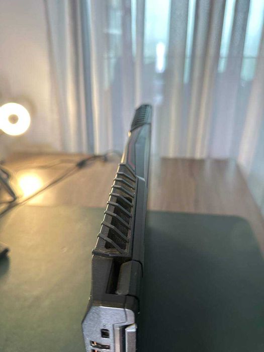 MSI GL75 9SE – i7, RTX 2060 6GB, 16GB RAM, 512GB SSD