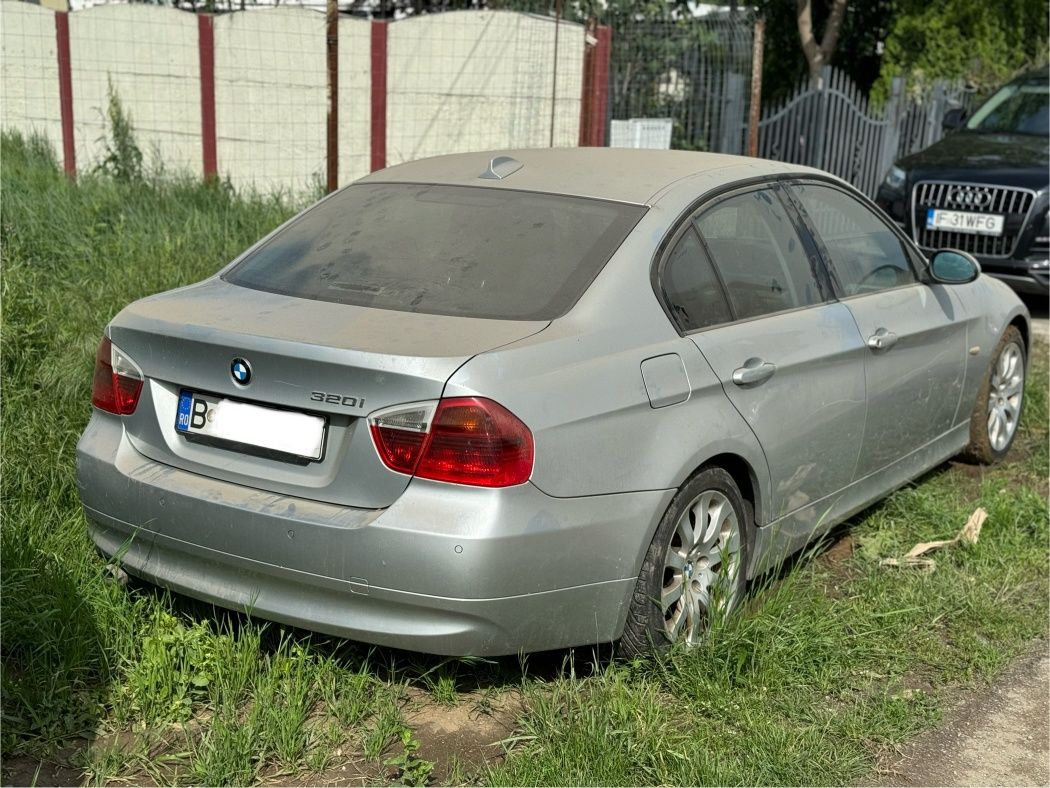 BMW 320i An 2006