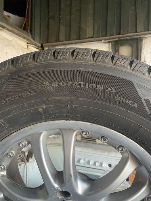 Продам диски с шинами, размер 265/65/17