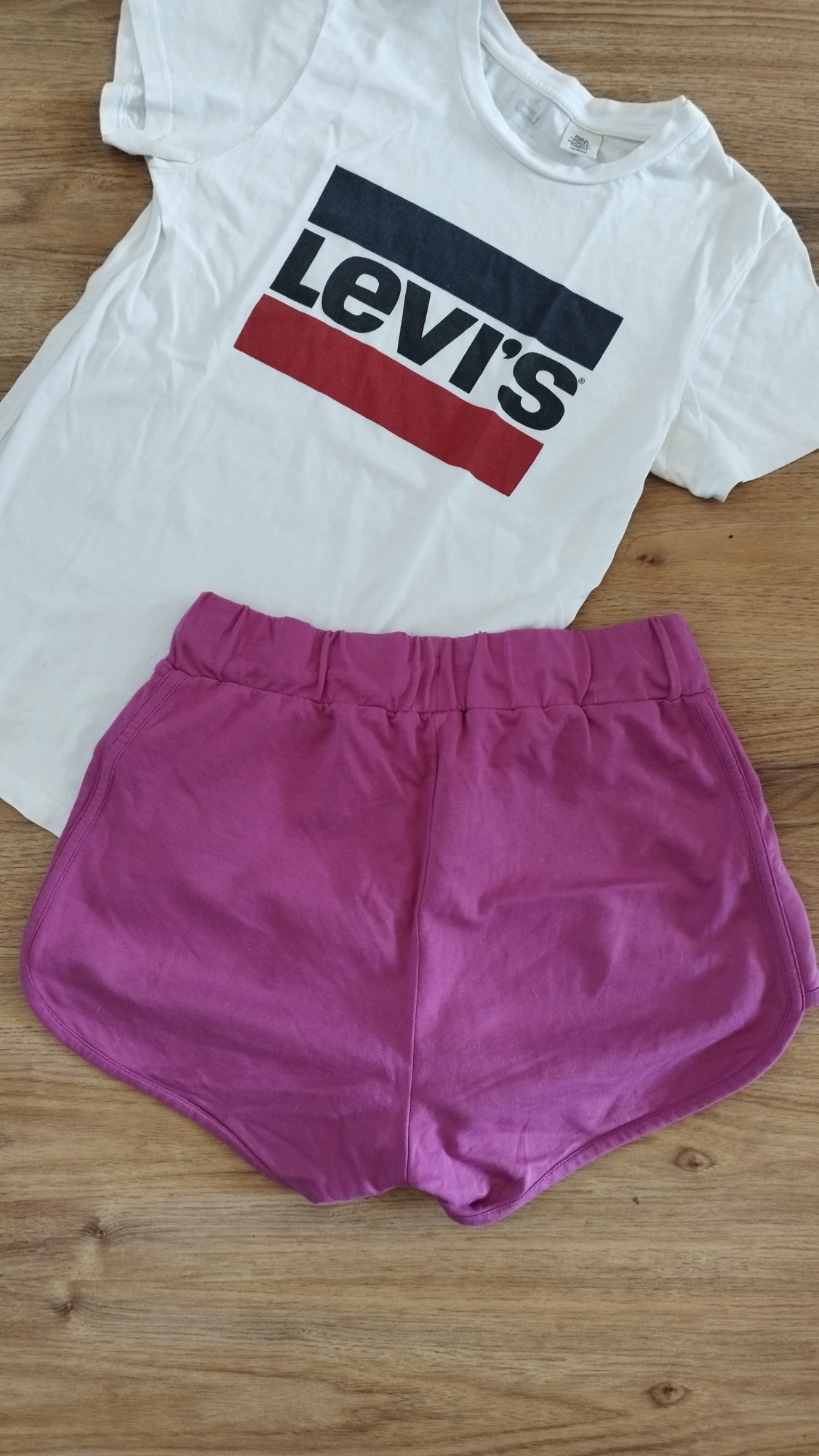 Дамски Тениска LEVIS с къси Панталонки LC Waikiki