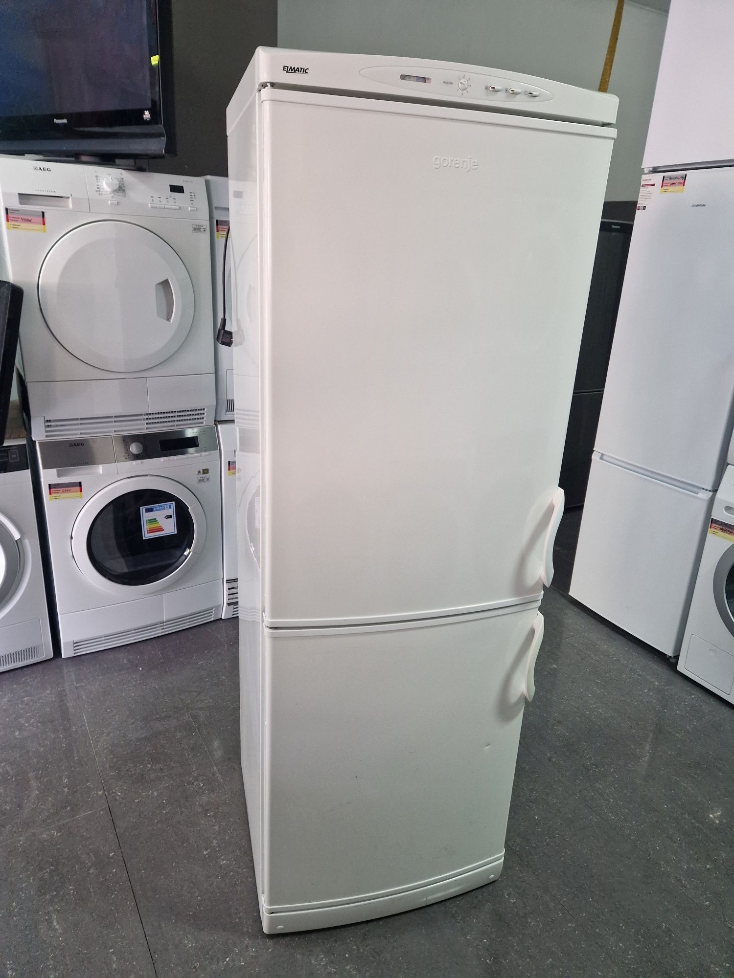 Хладилник с фризер Gorenje A+