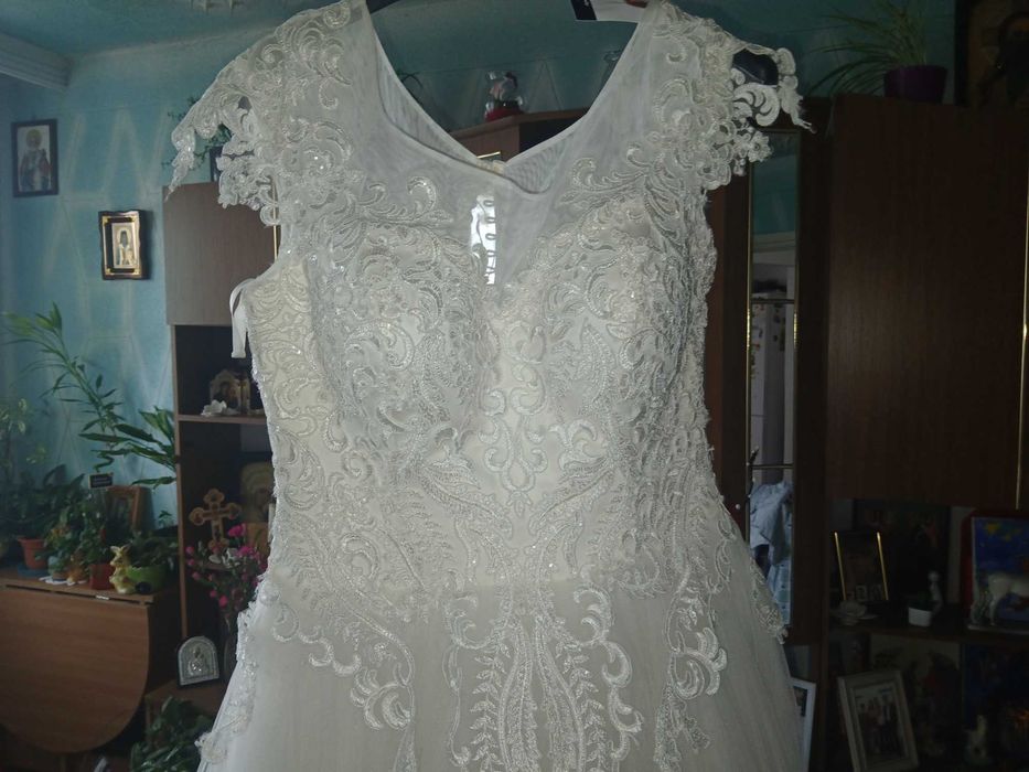 Vand rochie de mireasa!!!