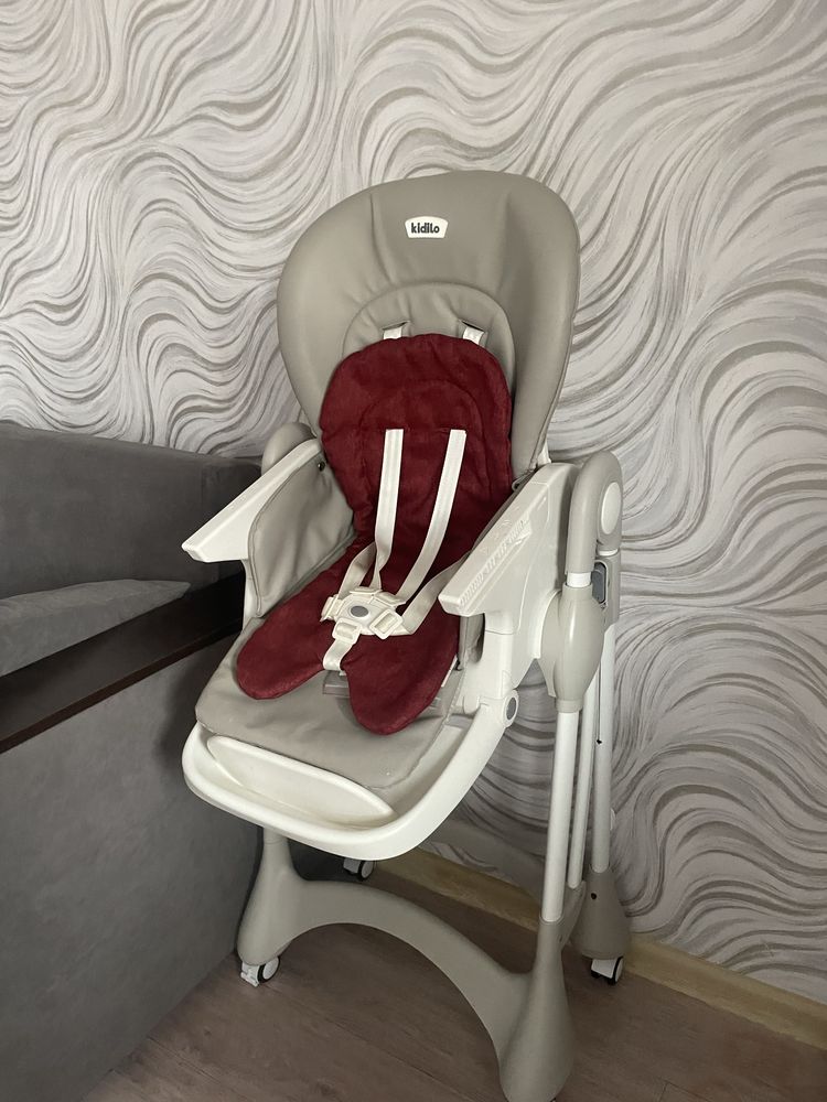 Продам стульчик дл кормления