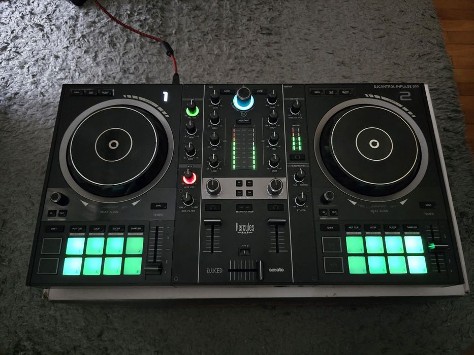 Mixer DJ controller Hercules inpulse 500