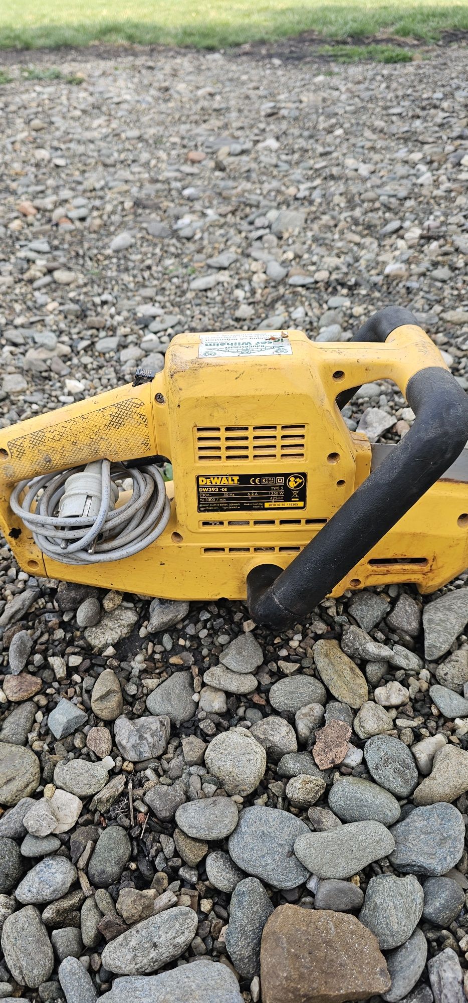 Vand ferestrau aligator Dewalt DW393-DE 1350W