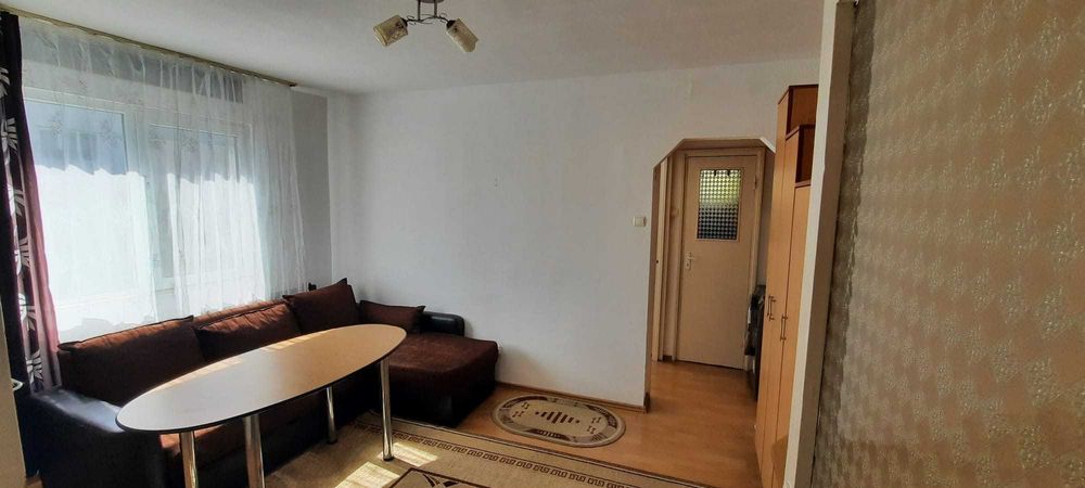 PF închiriez apartament cu 3 camere semidecomandat 48mp Mănăștur