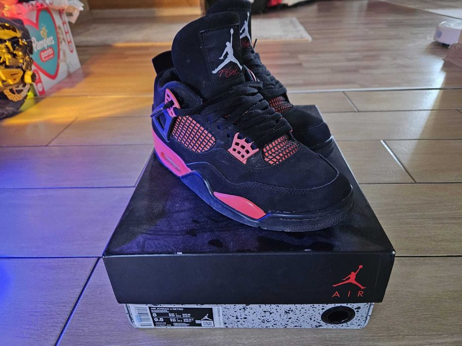 Jordan 4 Red thunder