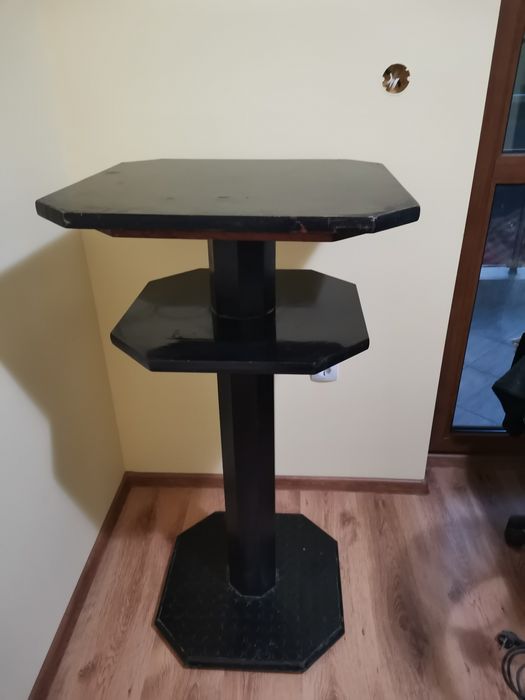 Маса за  коктейл