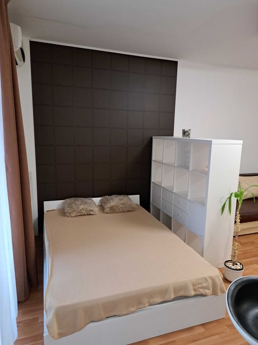 Inchiriez apartament