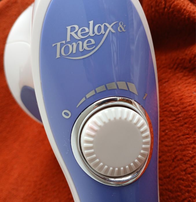 Aparat de masaj Relax & Tone