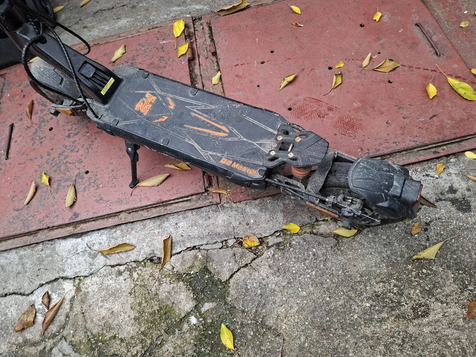Trotineta electrica Kukirin G2 MASTER 2025