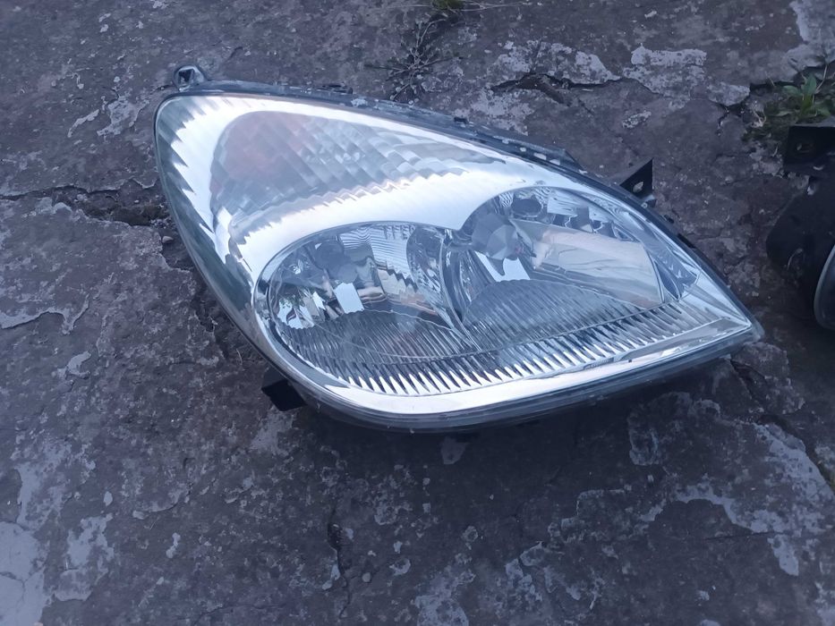 ляв и десен ксенон фар за ситроен ц5 01-05 I CITROEN C5 I 2001 - 2005