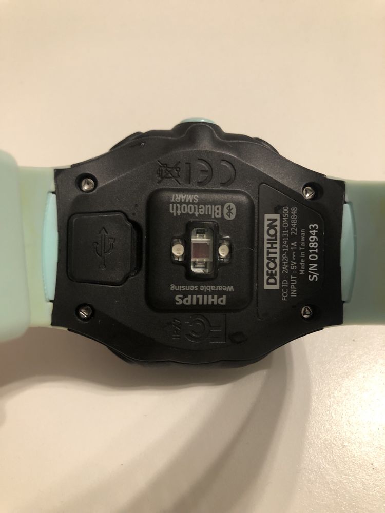 Smart часовник с GPS,, Bluetooth и пулсомер за бягане onmove 500,