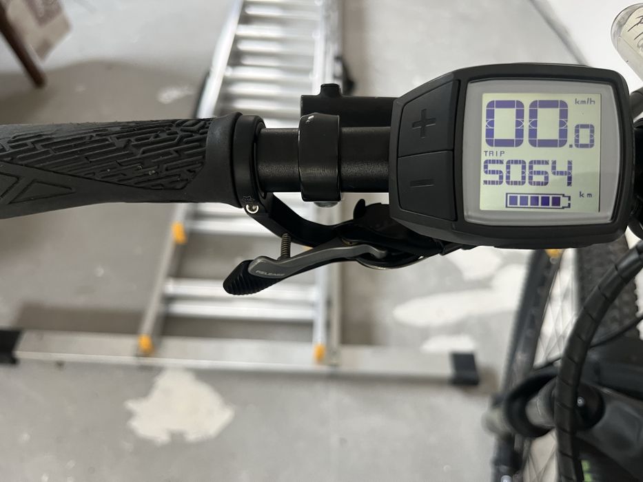 Електрически велосипед Scott