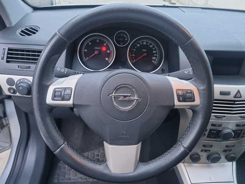 Opel Astra model 2008, 1,7 diesel 110 cai, 6 trepte, AC functional