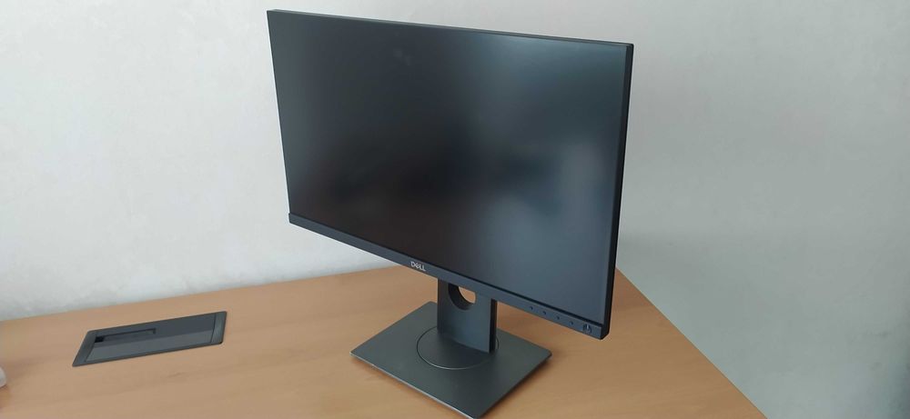 Dell P2418D, 24 дюйма монитор,