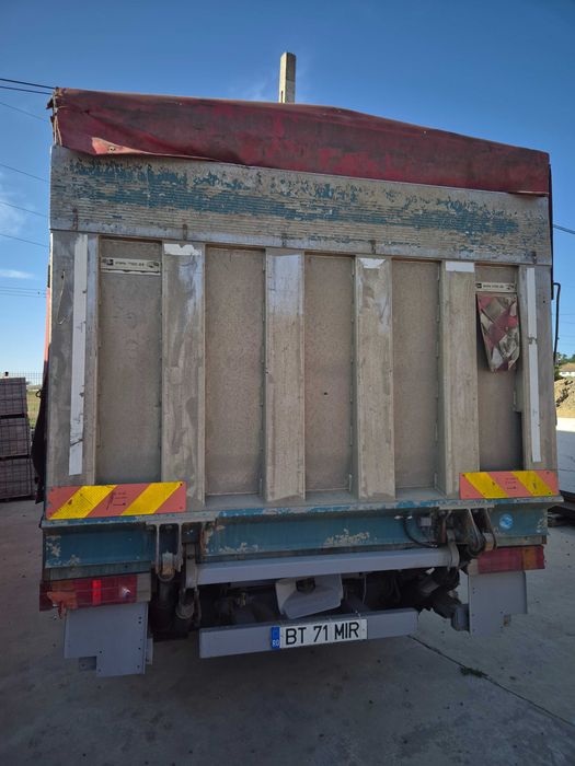 Atego 817 mercedes cu oblon hidraulic