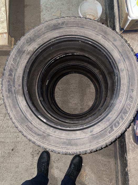Шины зимние комплект dunlop 205/60/16