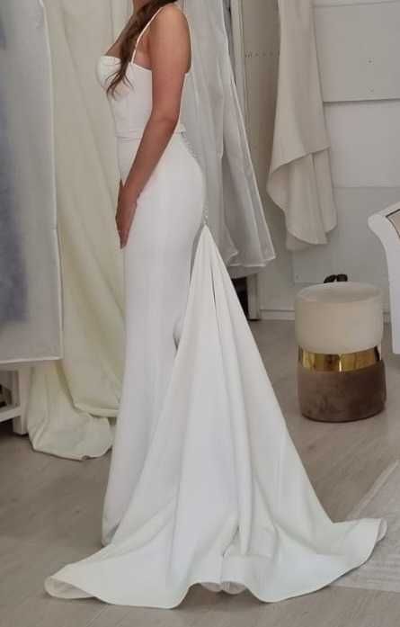 Vând rochie de mireasă.