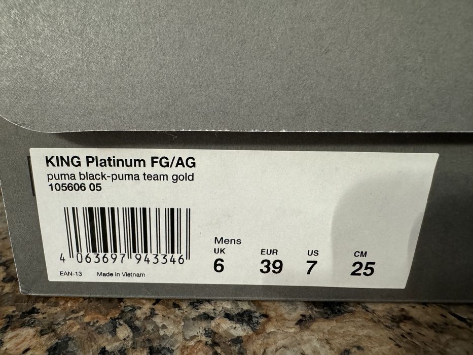 Детски футболни бутонки PUMA KING Platinum  39