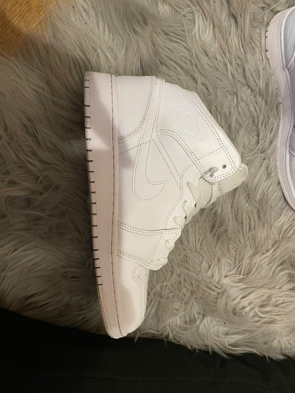 Jordan 1 Mid 40