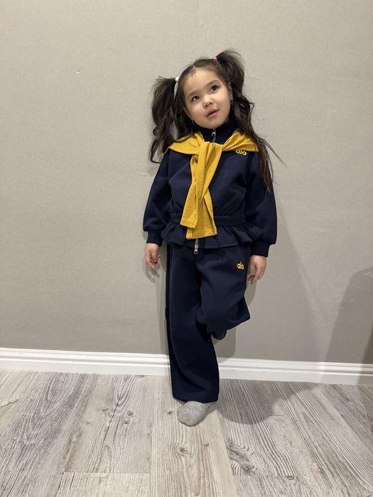 Продам детскую одежду , стильные