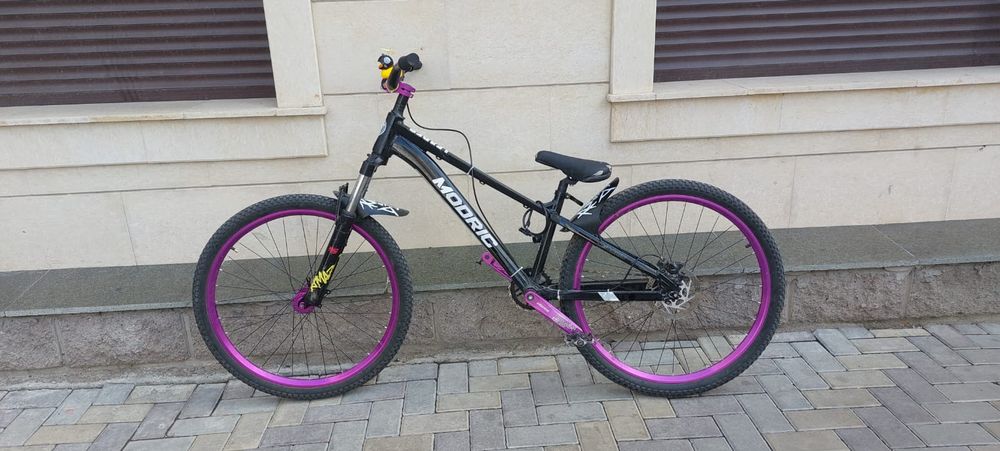 Продаю трюковой велосипед MODRIC