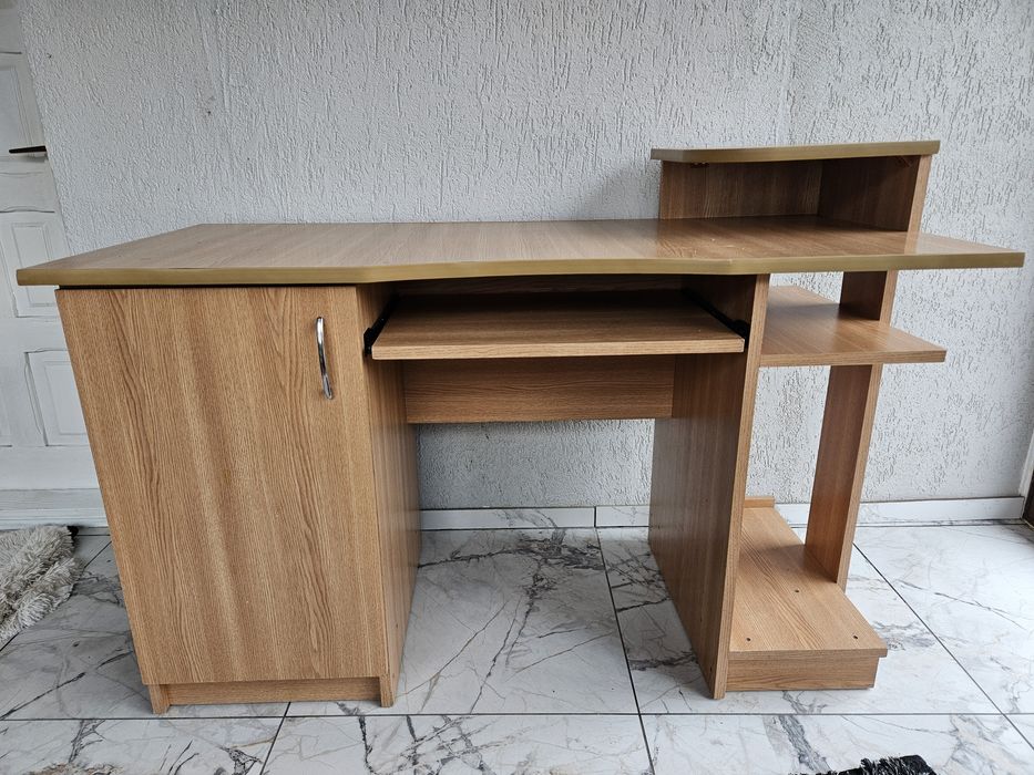 Birou pentru calculator