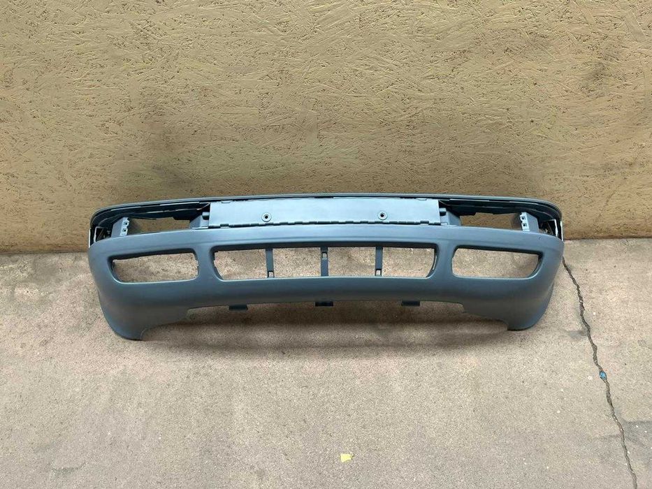 Бампер Ауди 80(Б4) 1991Г Тайвань /Audi 80 (B4) 1994гг