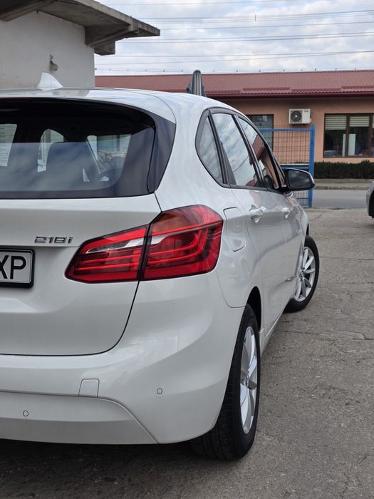 Bmw seria 2 218i f46