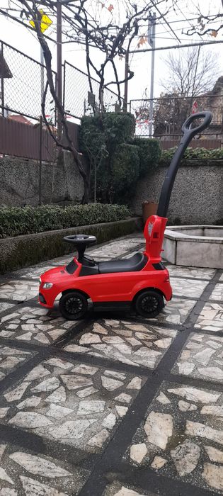 Детска кола за бутане