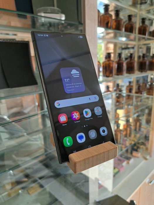 Samsung S23 Ultra xotirasi 12/256GB