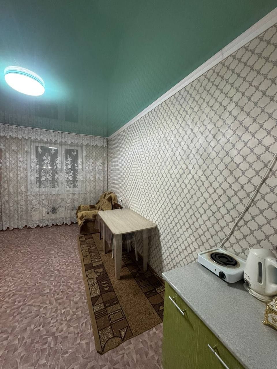 Продается 1 комн в общежитий