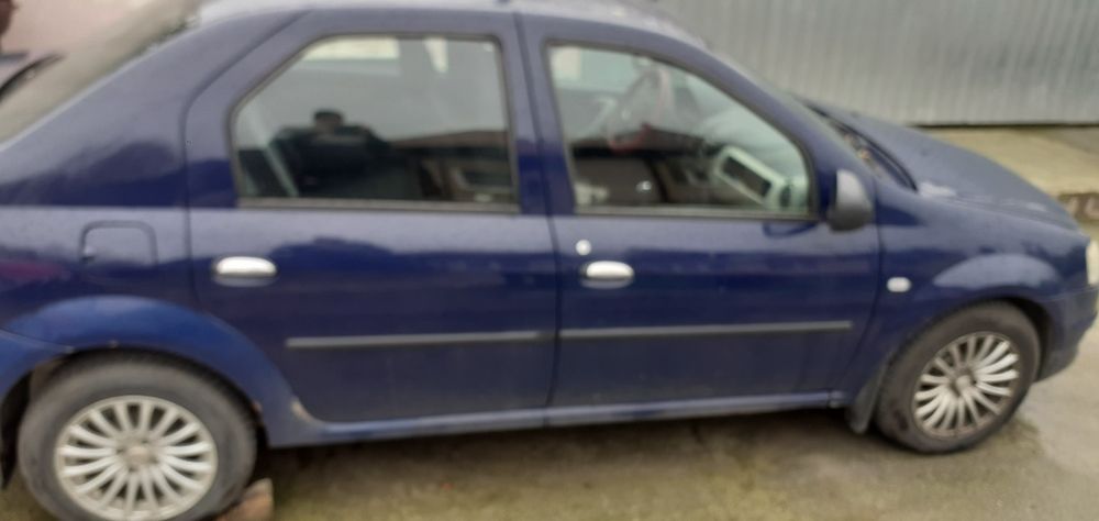 Vând Dacia Logan preț 2500 lei