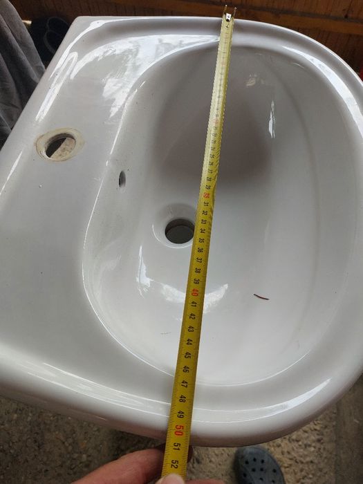 Mască chiuvetă baie plus lavoar.