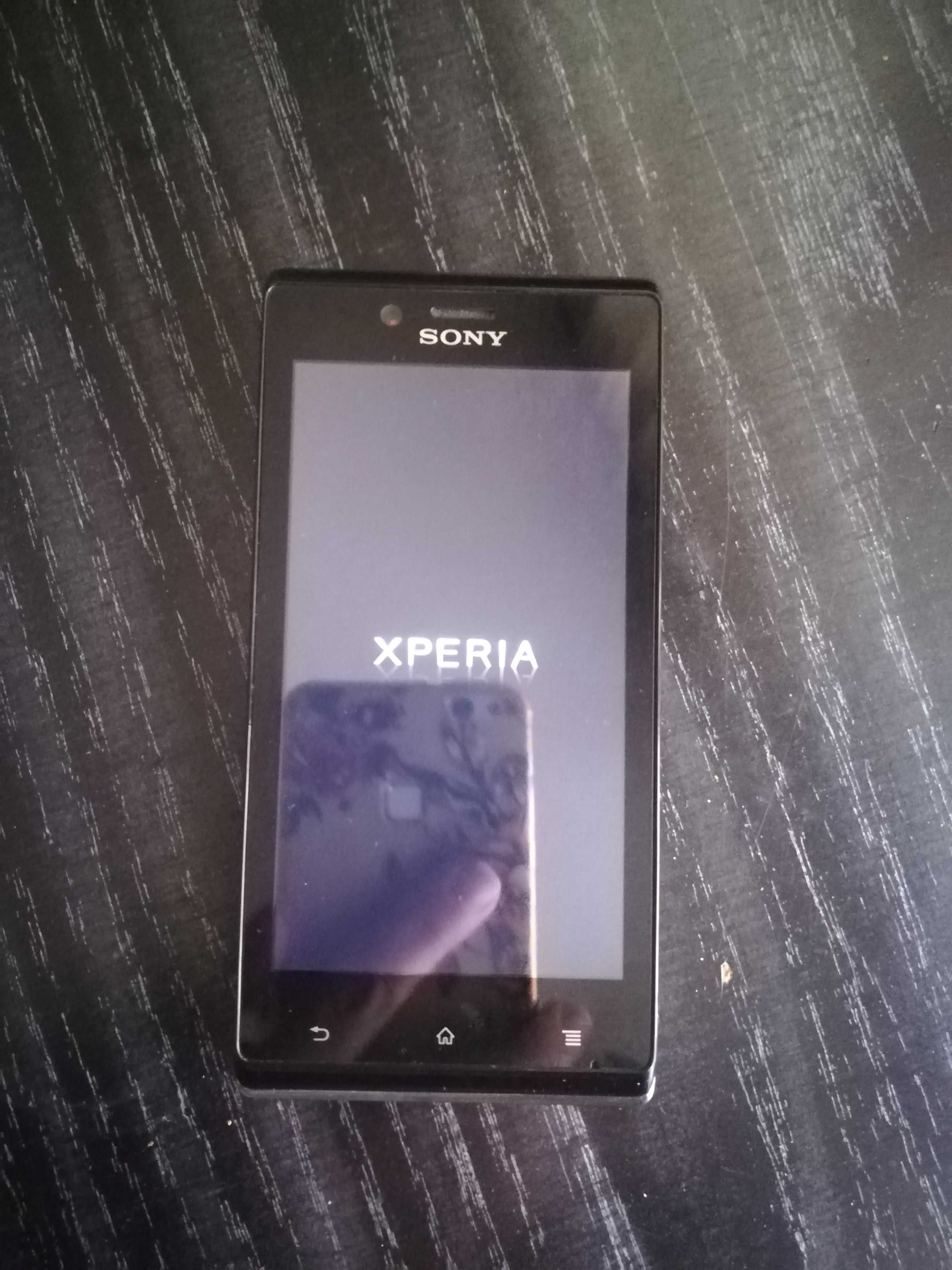 Смартфон Sony Xperia J