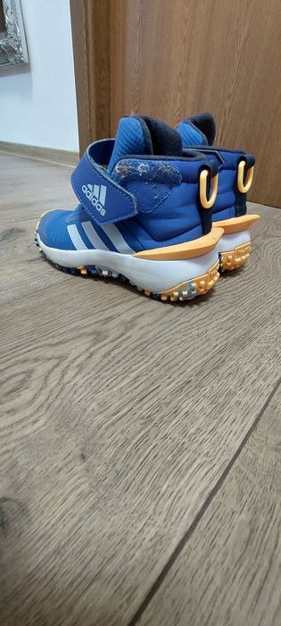 Ghete adidasi adidas mărime 29