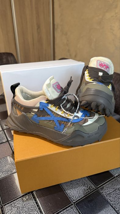 Off-White ODSY-1000 Sneakers/Adidasi - mărimea 43 - Noi