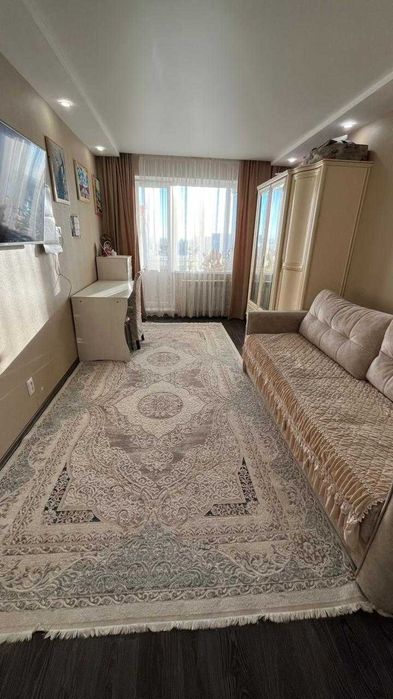 Продаю 2 комнатную квартиру Р-Н Достык Молла с ЕВРОРЕМОНТОМ