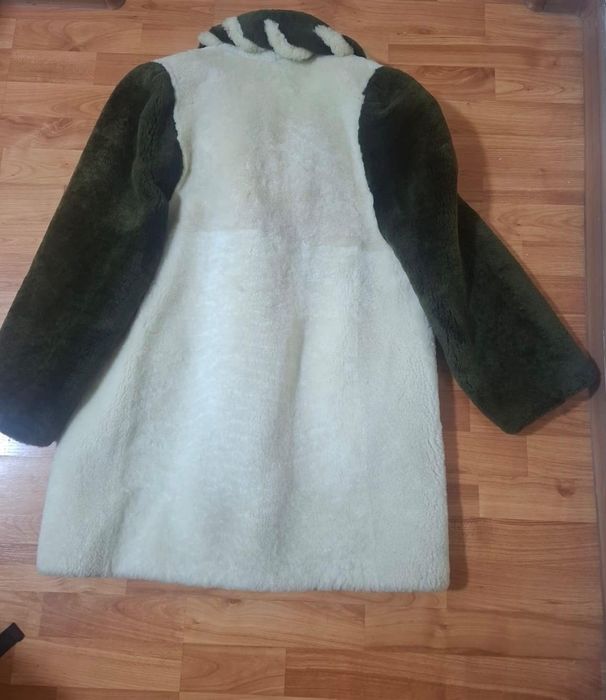 Haina blana Mouton Dore