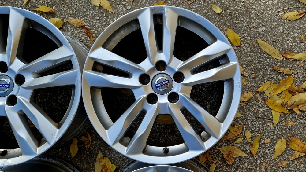 Волво 17 5х108 лети джанти Volvo C30 S40 S60 V40 V50 V60 V70. 5x108