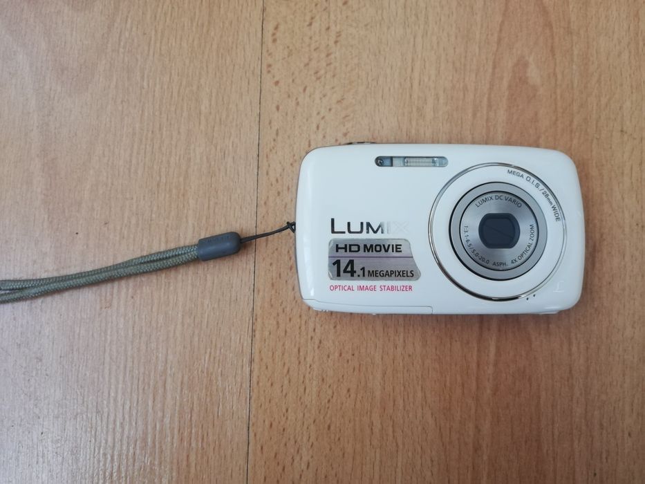 Фотоапарат Lumix