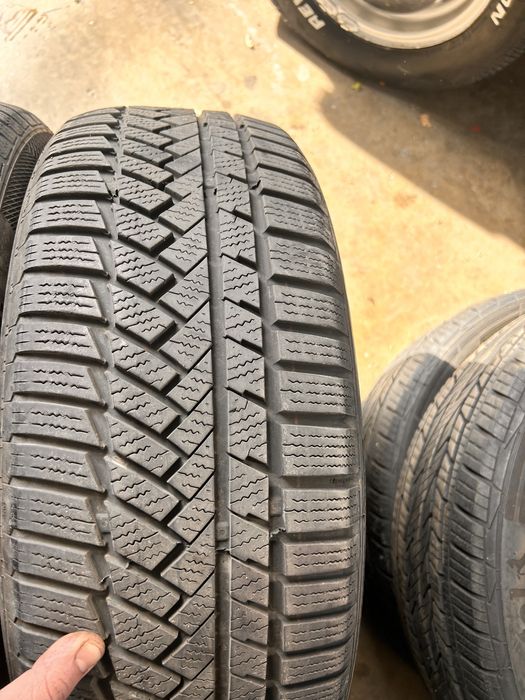 2бр 215/55/17 Continental