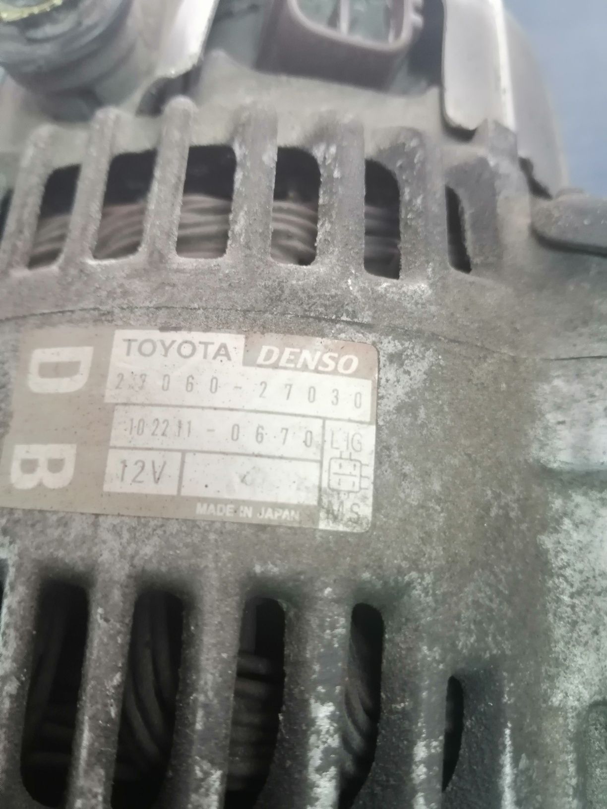 Toyota Avensis 2000 кубика D verdi от 97 до 2000 година