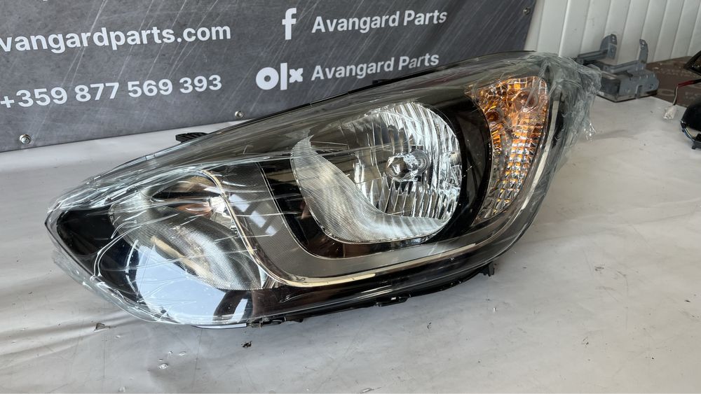 Фар Hyundai i20 2 броя ляв и 1 брой десен