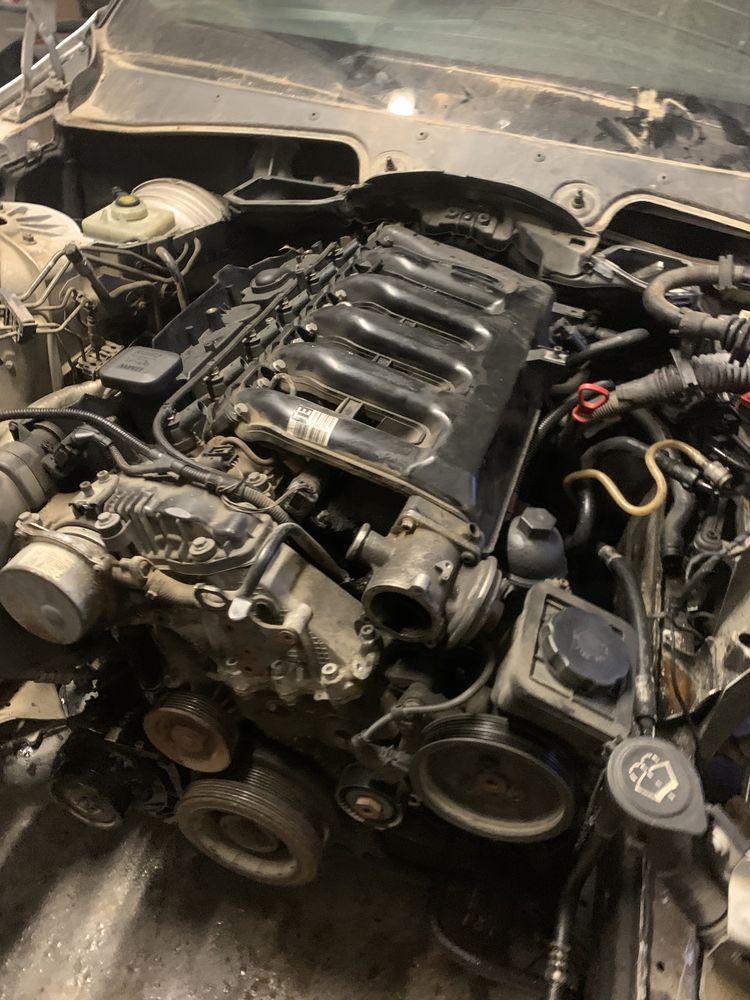 Motor complet BMW Seria 5 E60 2.5 diesel 177cp E61 525d M57