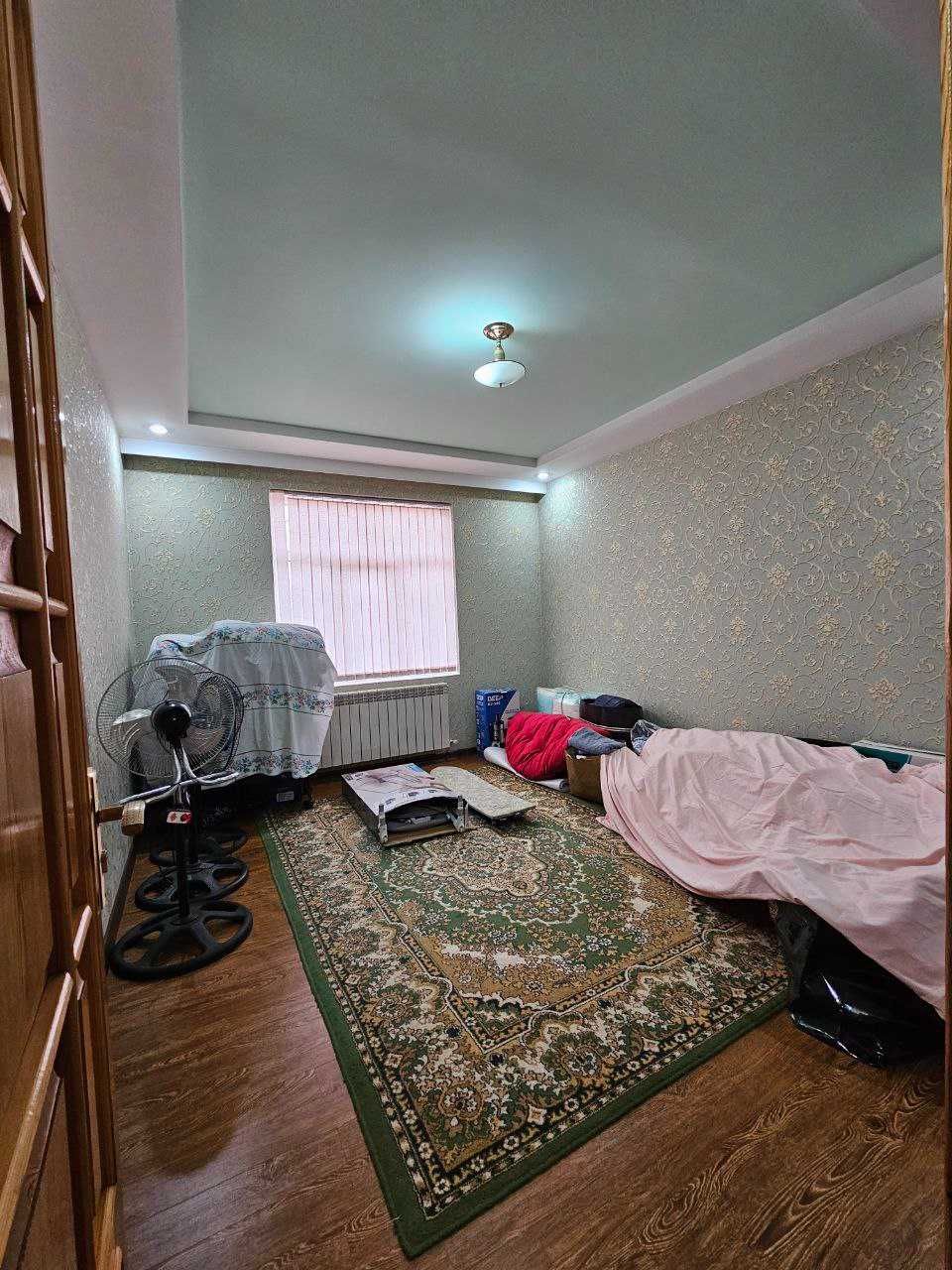 Срочно Учтепа,Бирлик махаллада уй сотилади.