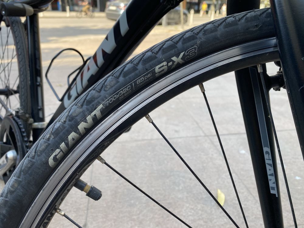 Велосипед 29” GIANT 3 City/Trekking